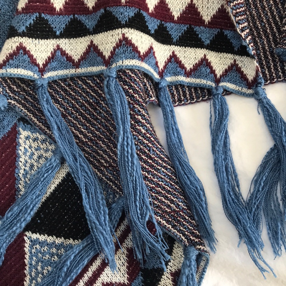 Sweater - Picture 2 of 3